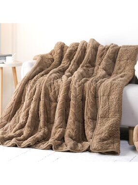Ultra Soft 15 lbs Weighted Blanket for Adults - Queen Size 60x80in, Cozy Comfort